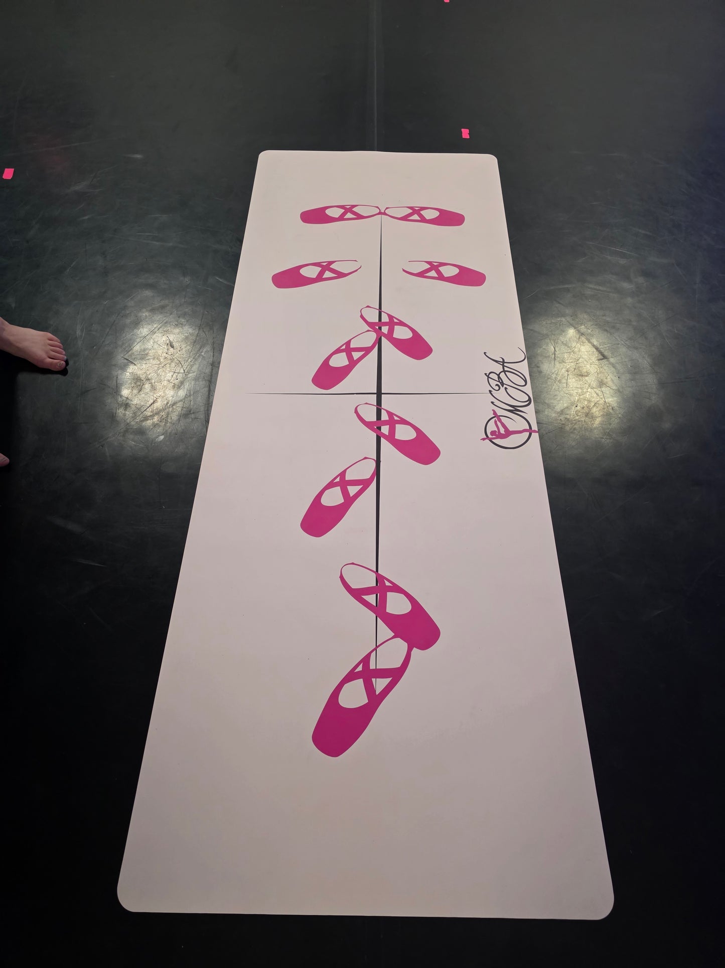 Custom ballet positions mat